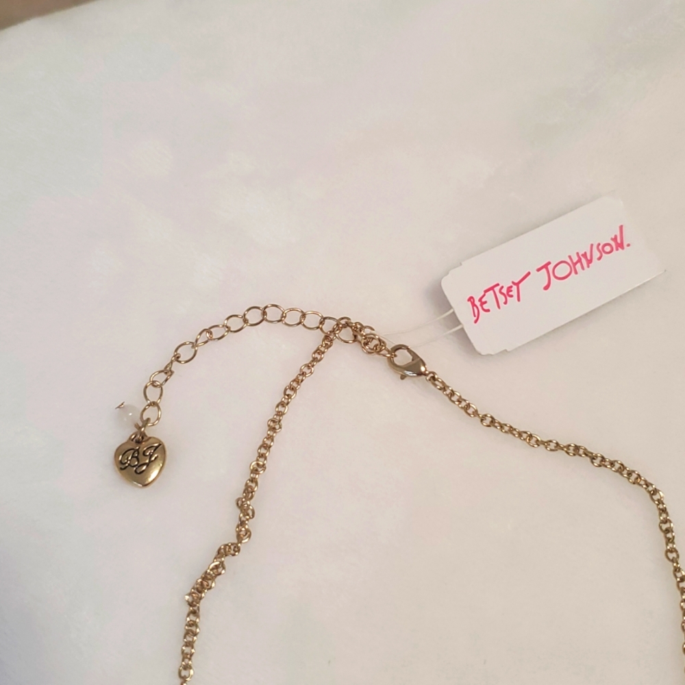 NWT Betsey Johnson Seashell Pearls Necklace - Picture 5 of 11